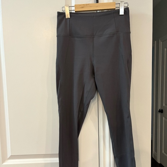 Girlfriend Collective Leggings - Picture 1 of 3